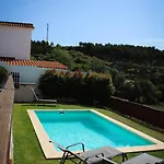 Penzion Like A Local Ericeira
