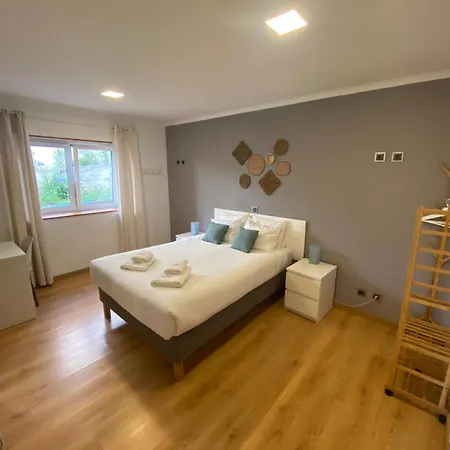 Guest house Like A Local Ericeira